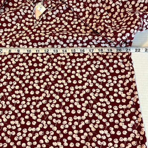 C+D+M Collection Cherry Print Flowy Blouse Balloon Sleeves Ruffle Split Neck - Picture 13 of 16